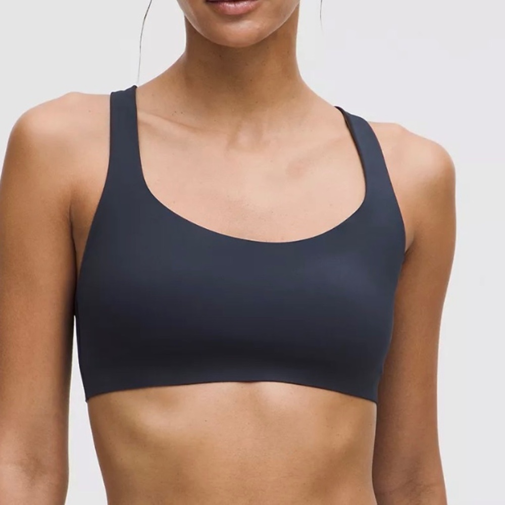 [SHIPS APRIL] Lululemon FlexyFlex Strappy Yoga Bra - True Navy